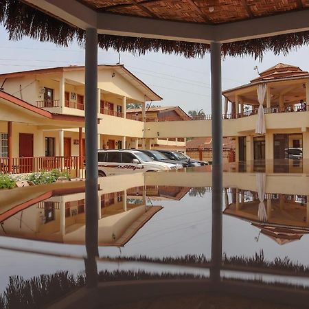 Paloma Guest House Kenema Dış mekan fotoğraf