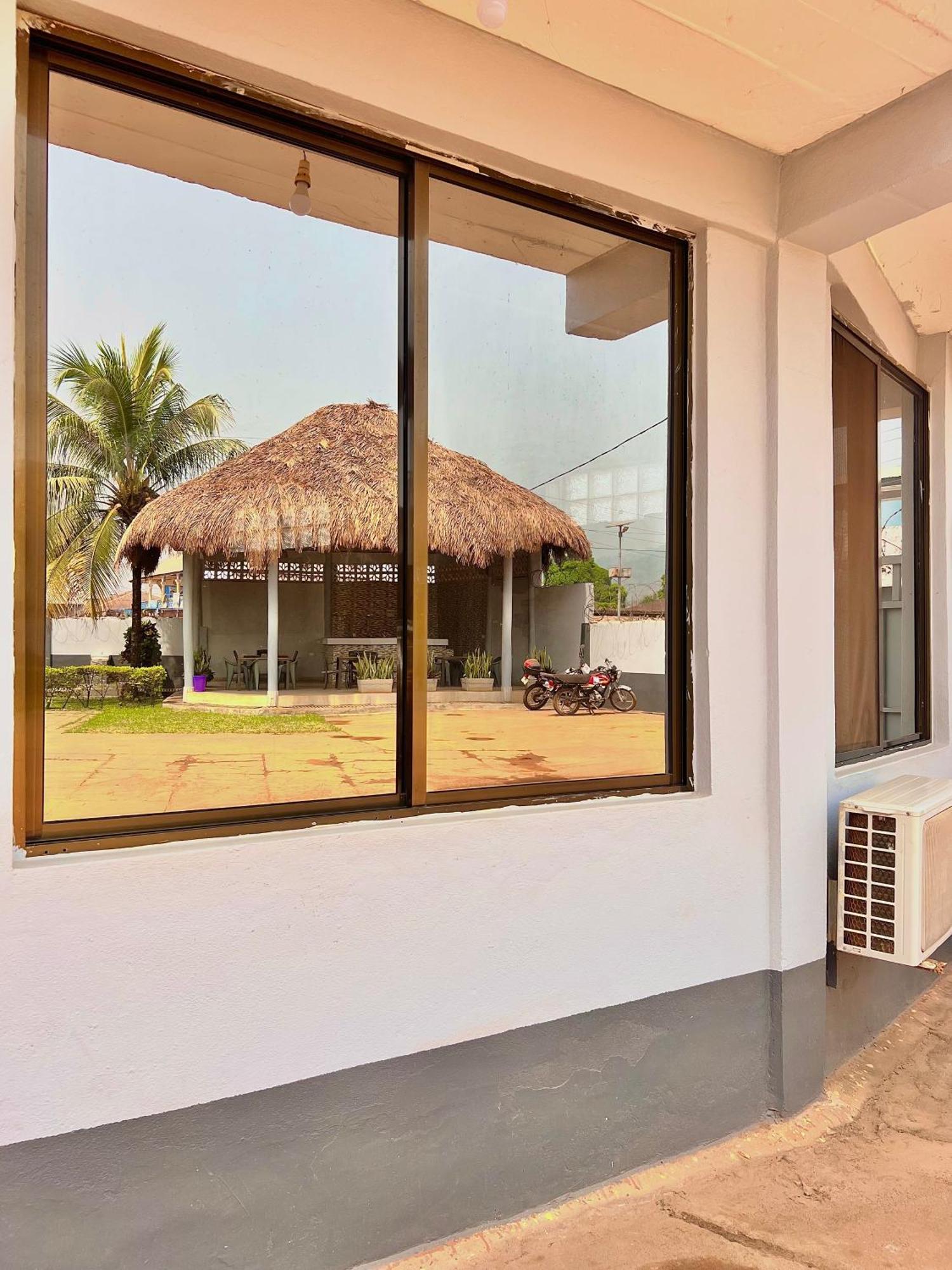 Paloma Guest House Kenema Dış mekan fotoğraf